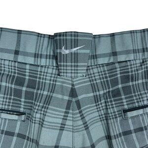 Nike Golf Shorts‎ Mens 34 Tour Performance Gray Black Plaid Stretch Dri-Fit